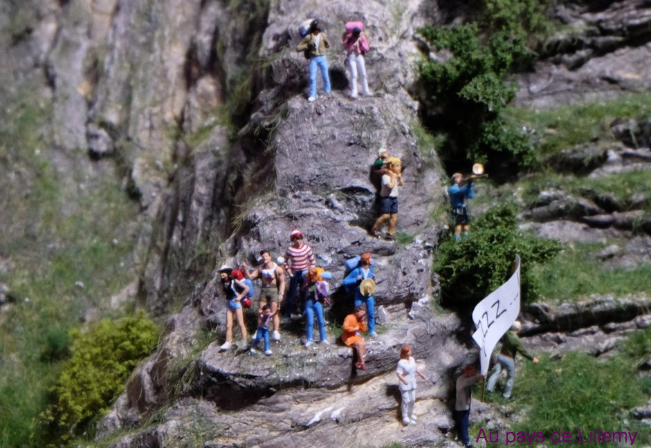 ob_61099b_ou-est-charlie-a-la-montagne